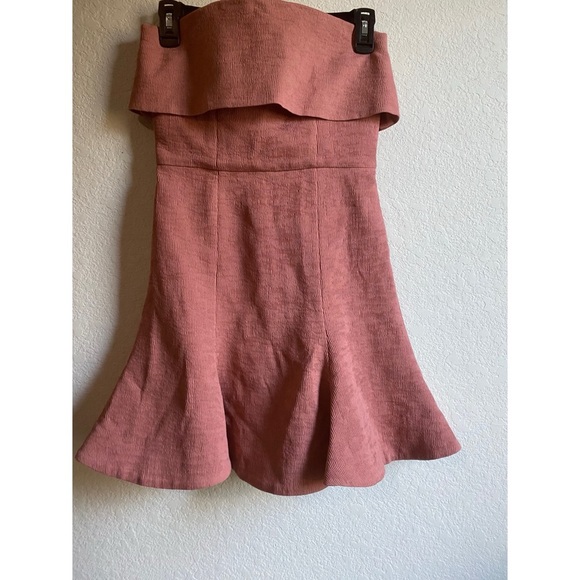 C/meo Collective Fluidity Fit & Flare Ribbed Strapless Pink Mini Dress Size XS - Picture 2 of 13